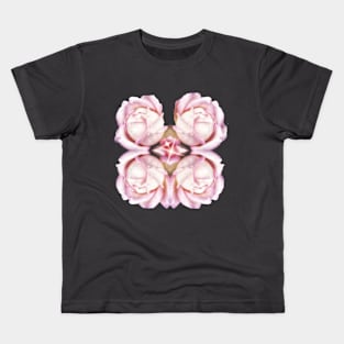 Four pink color delicate roses with centered glitter Kids T-Shirt